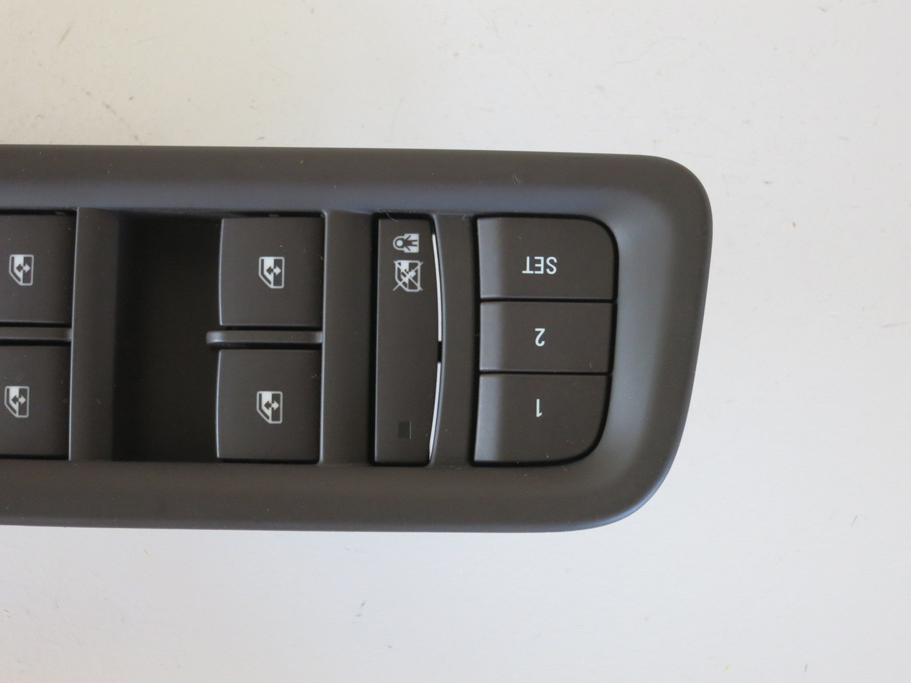 14 Buick Lacrosse Drivers Side Left Master Window Switch OEM 14 Buick Lacrosse Drivers Side Left Master Window Switch OEM