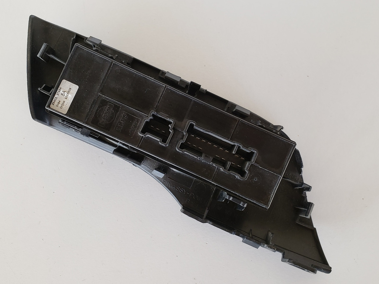 13-18 Nissan Altima Sedan 25401 3TA5A Drivers Side Left Master Window Switch OEM 13-18 Nissan Altima Sedan 25401 3TA5A Drivers Side Left Master Window Switch OEM