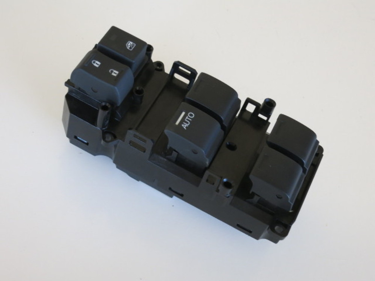 16 17 Honda HR-V HRV Drivers Side Left Master Window Switch OEM 16 17 Honda HR-V HRV Drivers Side Left Master Window Switch OEM