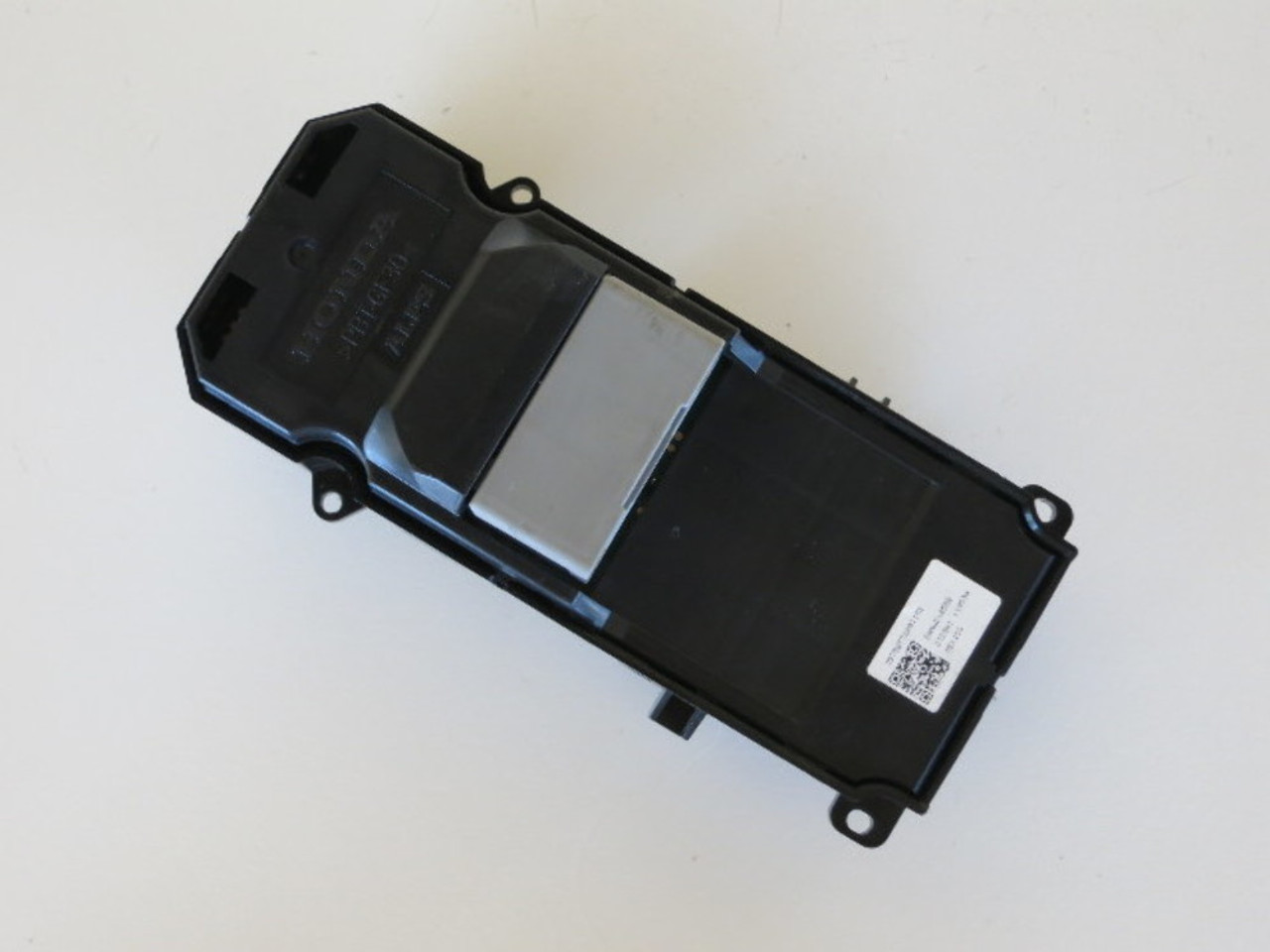 16 17 Honda HR-V HRV Drivers Side Left Master Window Switch OEM 16 17 Honda HR-V HRV Drivers Side Left Master Window Switch OEM