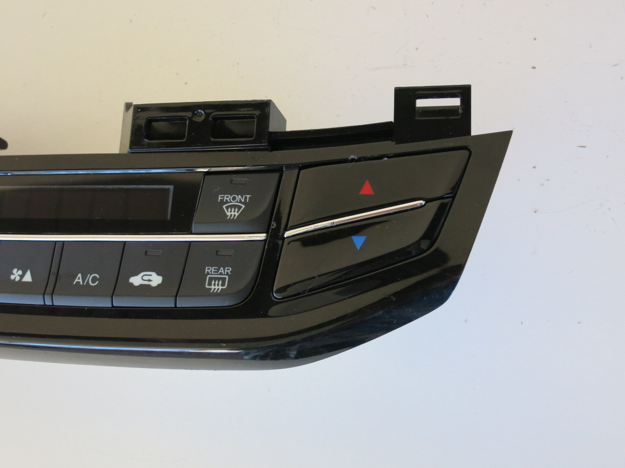 16 Honda Accord Climate Control Panel Temperature Unit A/C Heater 16 Honda Accord Climate Control Panel Temperature Unit A/C Heater