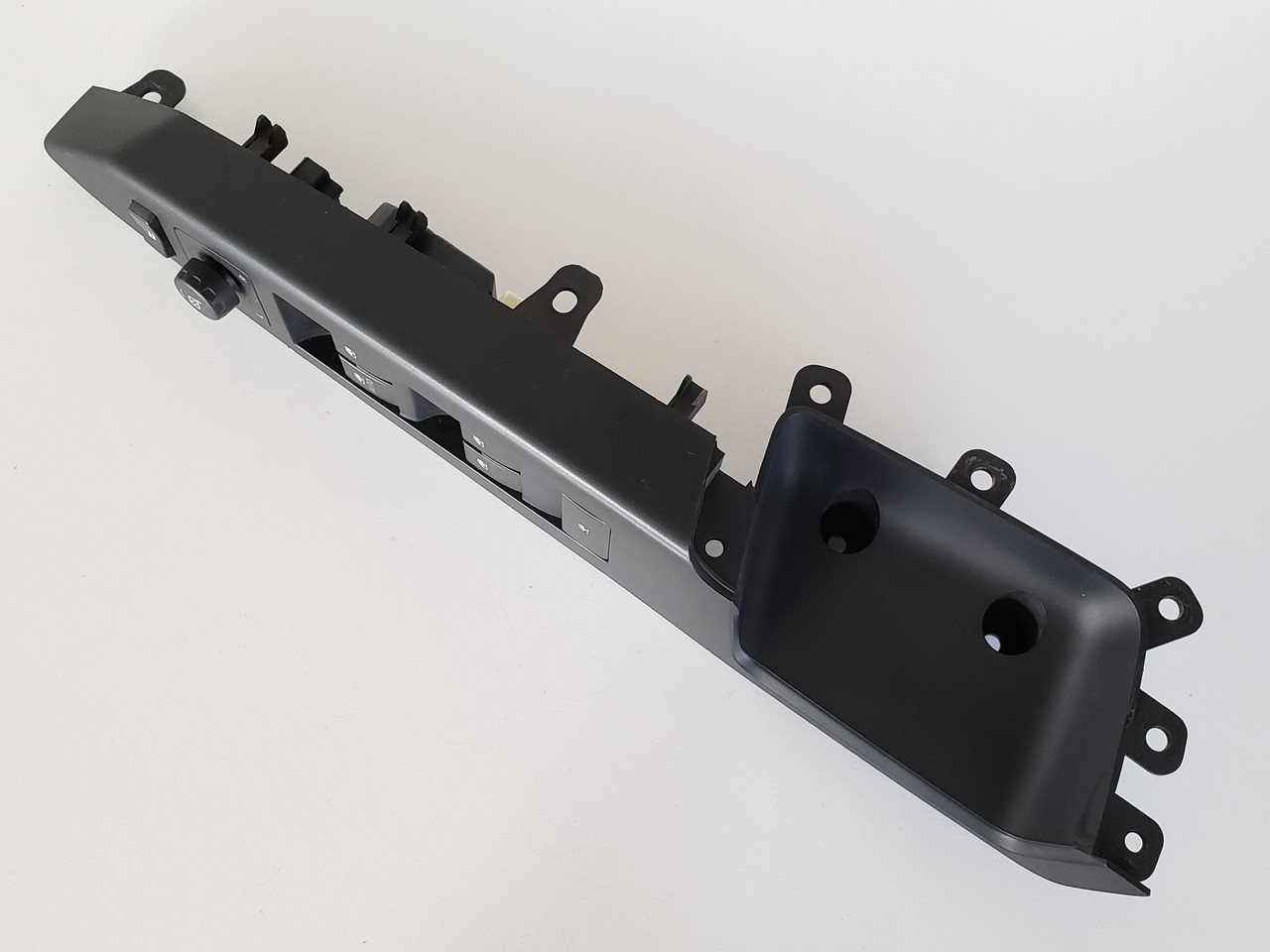 08-10 Saturn Vue 25887999 Drivers Side Left Master Window Switch OEM