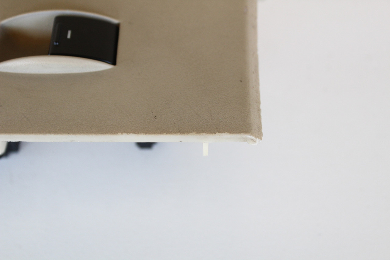 05 06 07 08 09 Ford Mustang Coupe Drivers Side Left Master Window Switch OEM