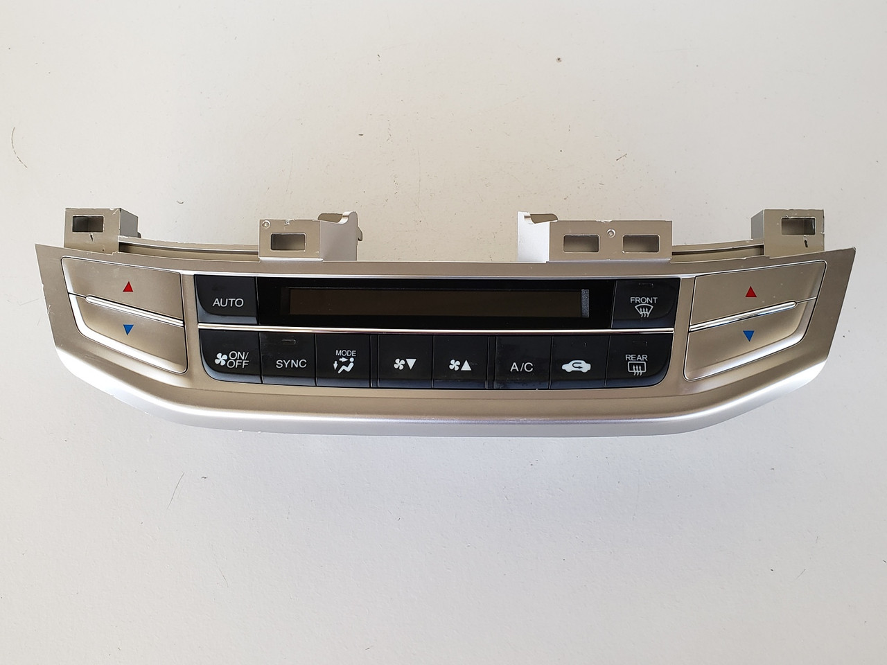 13-15 Accord 79600-T2F-A611-M1 Climate Control Panel Temperature Unit A/C Heater 13-15 Accord 79600-T2F-A611-M1 Climate Control Panel Temperature Unit A/C Heater