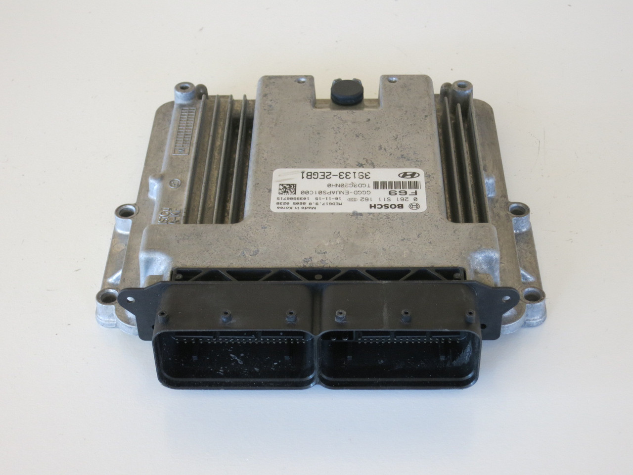 16 Hyundai Elantra 39133-2EGB1 Computer Brain Engine Control ECU ECM EBX Module