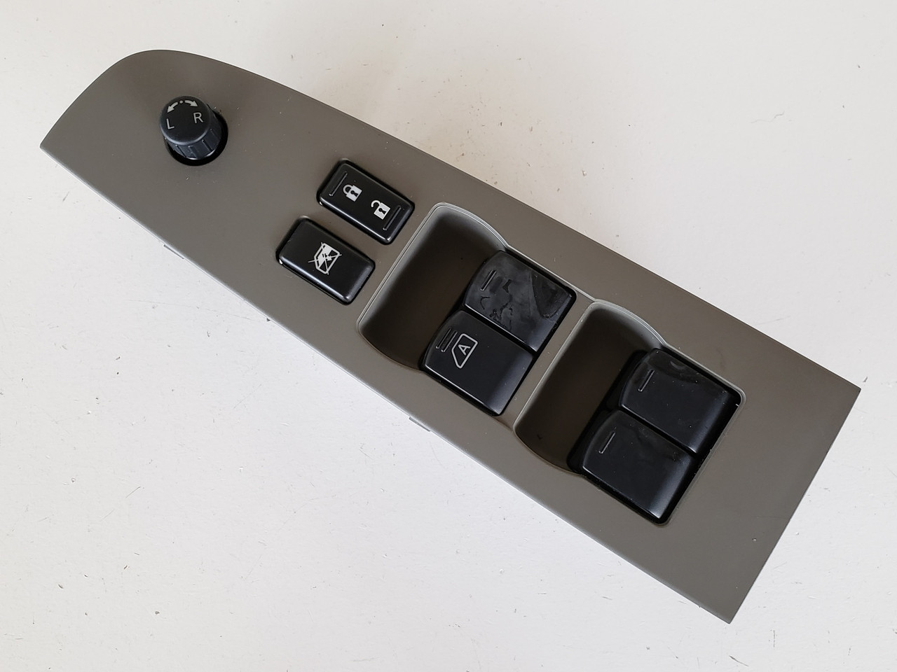 07-12 Nissan Altima 25401 ZN40A Drivers Side Left Master Window Switch OEM