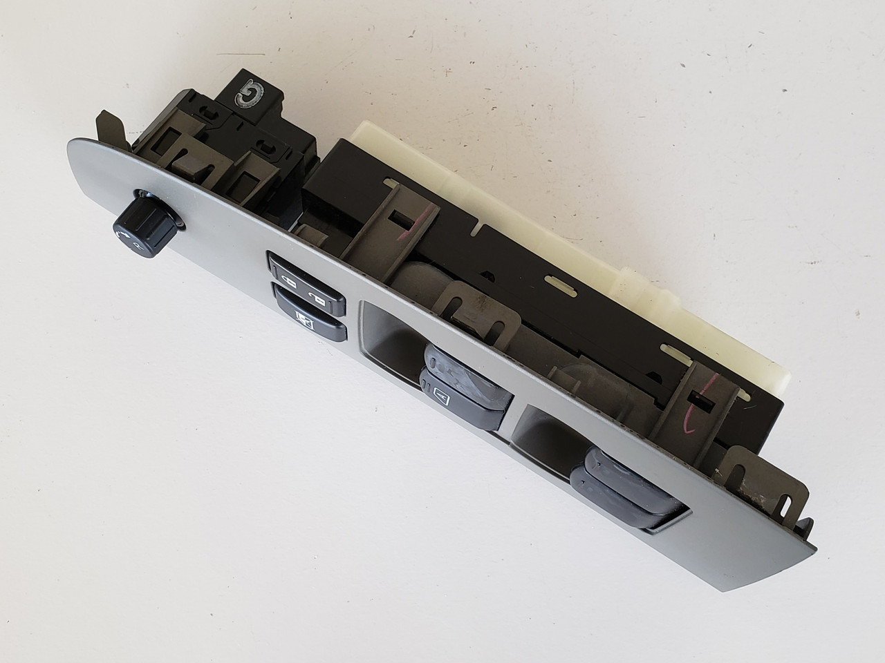 07-12 Nissan Altima 25401 ZN40A Drivers Side Left Master Window Switch OEM