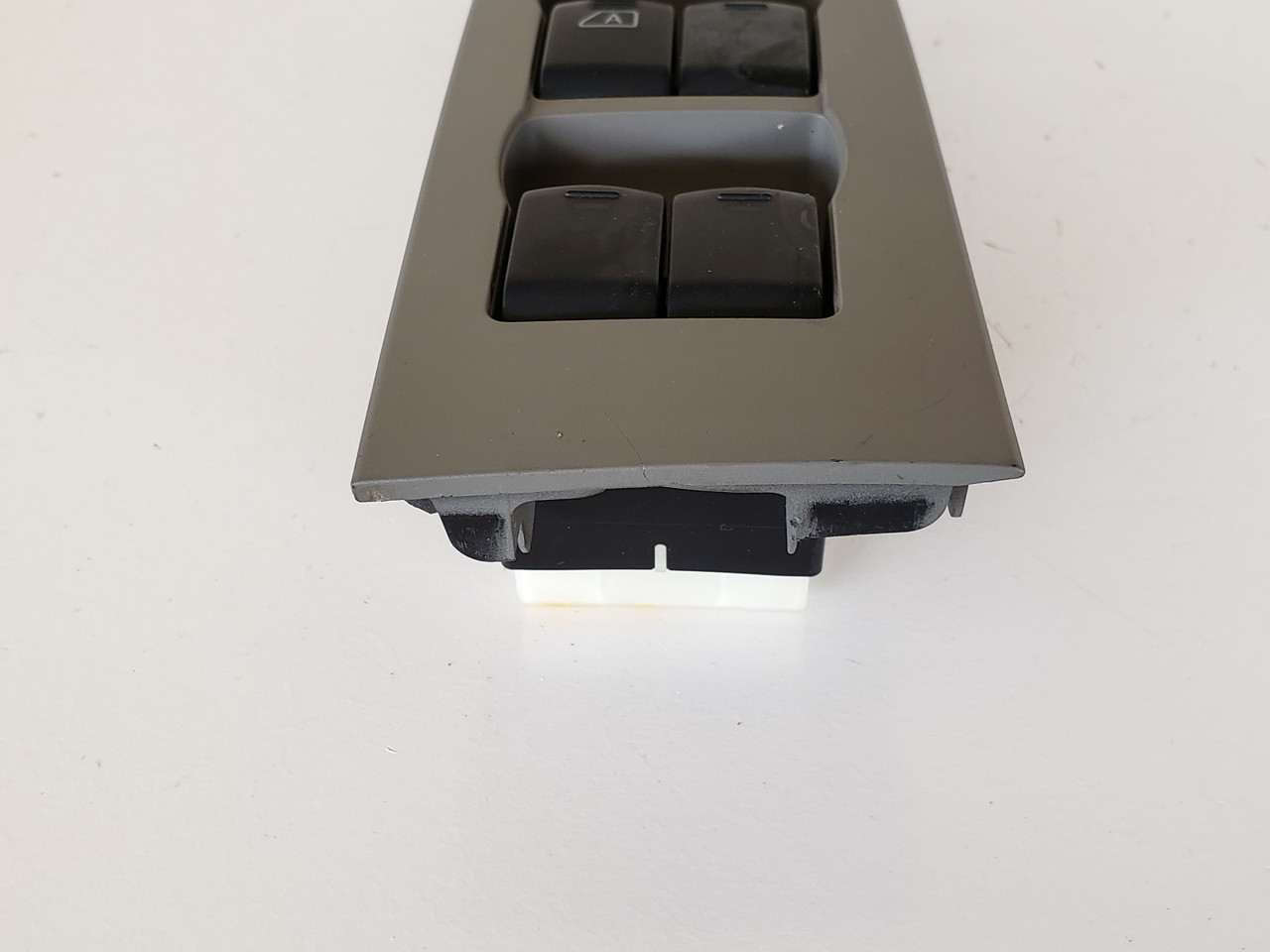 07-12 Nissan Altima 25401 ZN40A Drivers Side Left Master Window Switch OEM