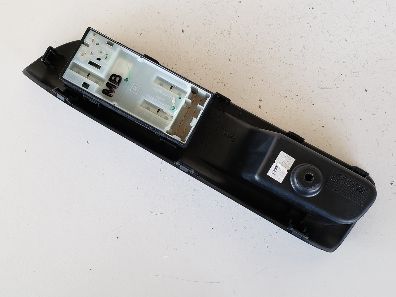13 14 15 16 17 18 Nissan NV200 Drivers Side Left Master Window Switch OEM 13 14 15 16 17 18 Nissan NV200 Drivers Side Left Master Window Switch OEM