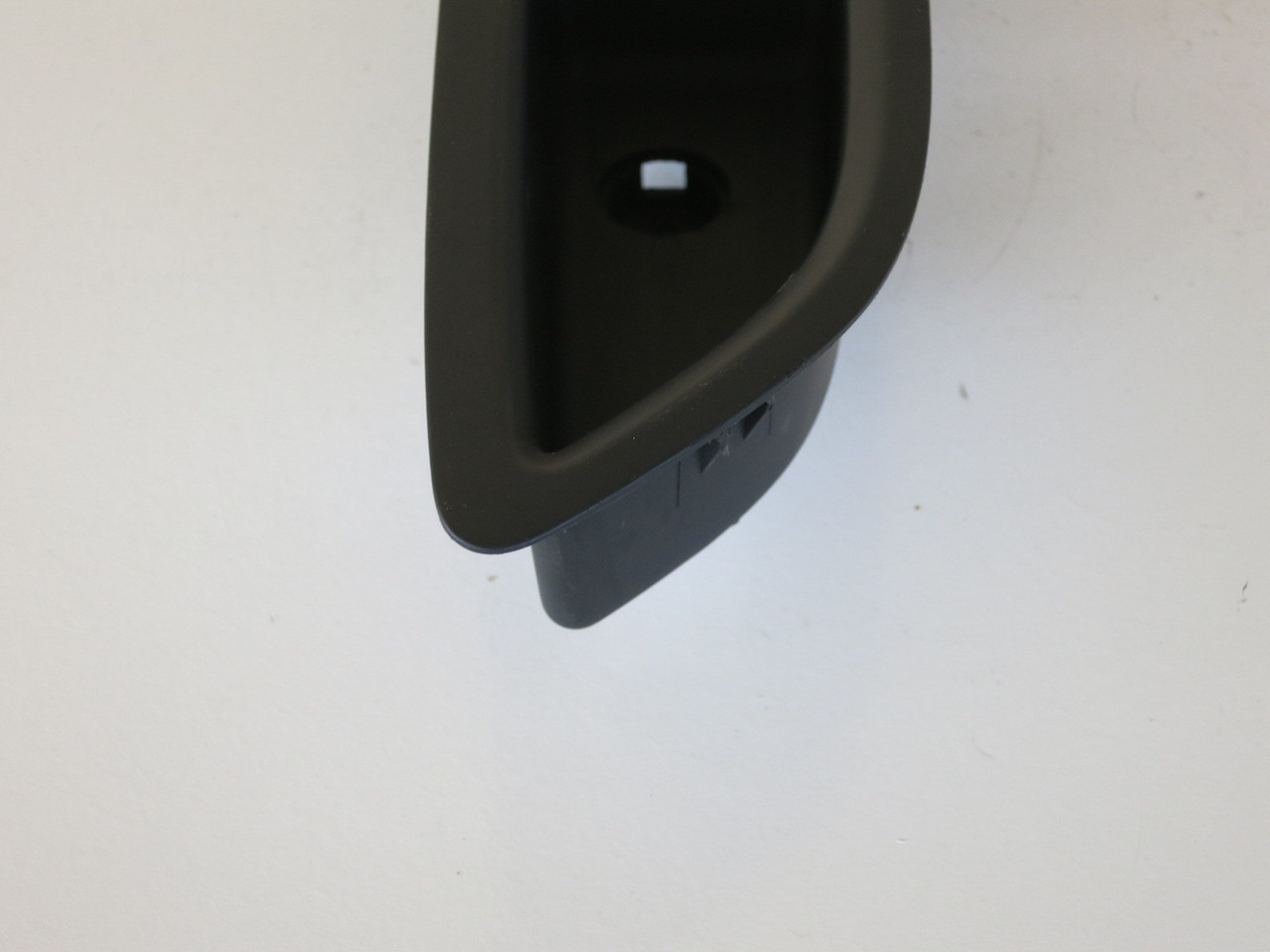 14 15 16 Buick Encore Drivers Side Left Master Window Switch OEM 14 15 16 Buick Encore Drivers Side Left Master Window Switch OEM