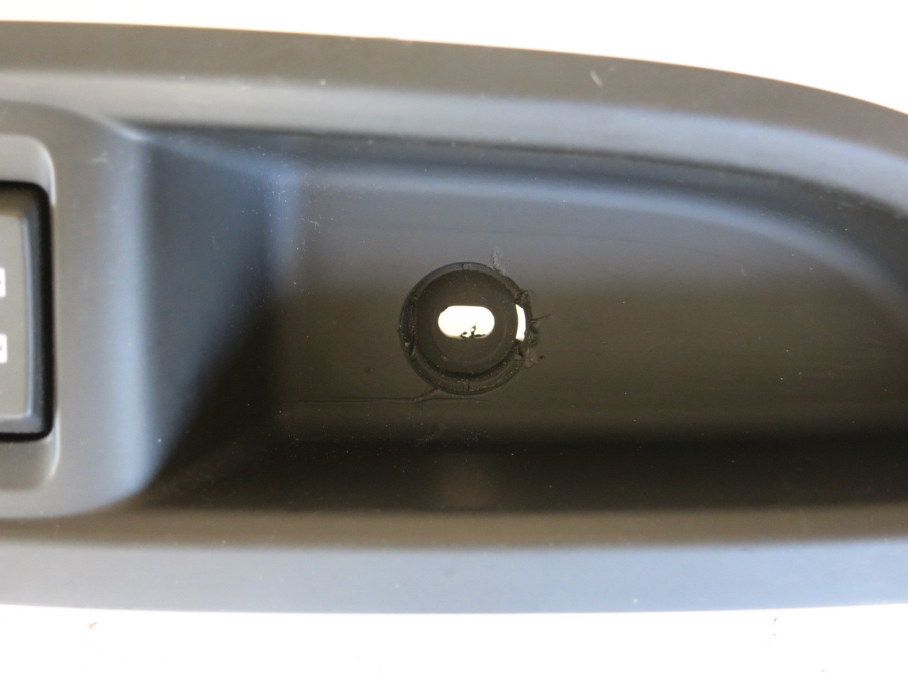 14 15 16 Buick Encore Drivers Side Left Master Window Switch OEM 14 15 16 Buick Encore Drivers Side Left Master Window Switch OEM