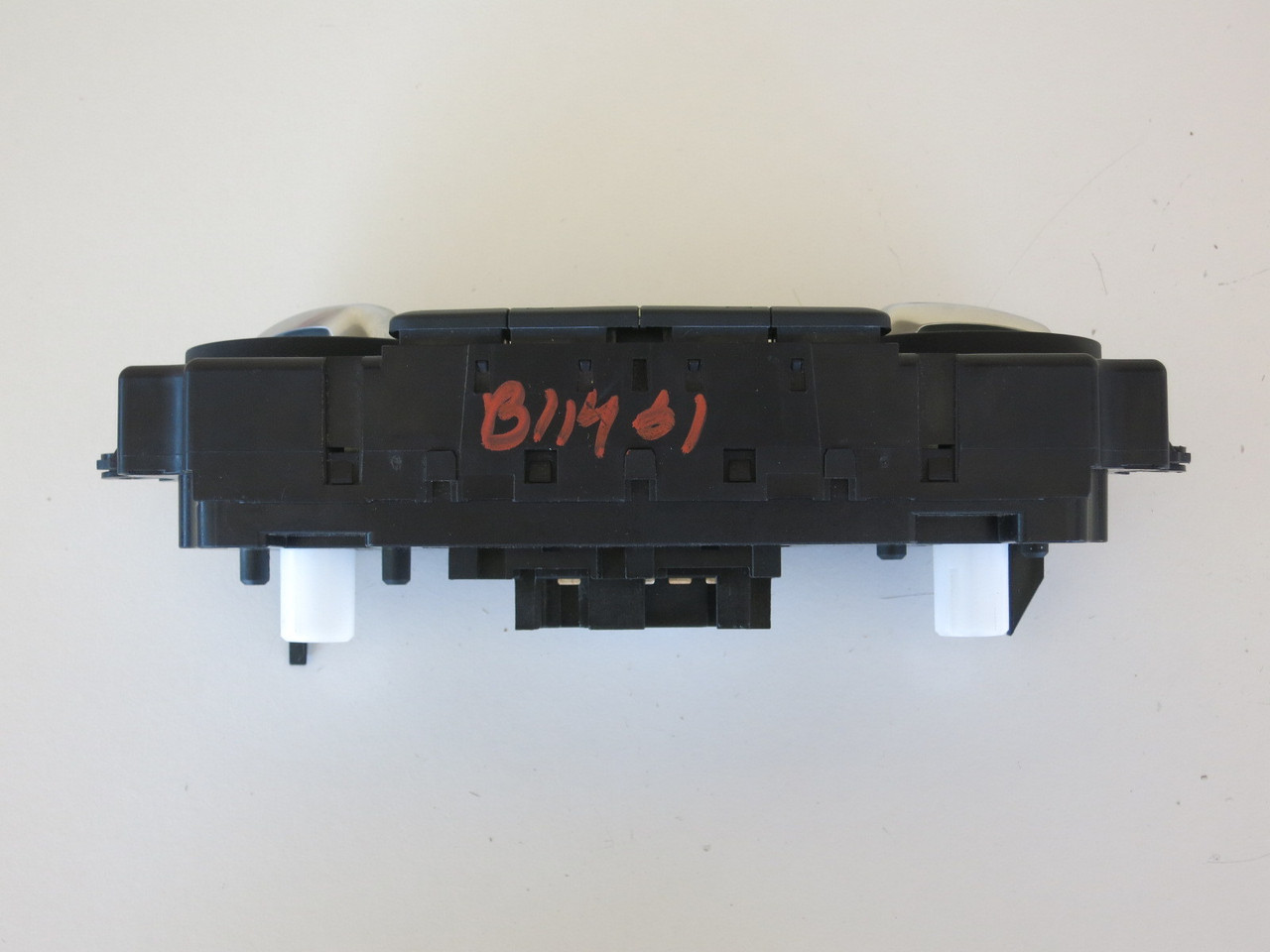 15 16 17 VW Jetta Sedan Climate Control Panel Temperature Unit A/C Heater 15 16 17 VW Jetta Sedan Climate Control Panel Temperature Unit A/C Heater
