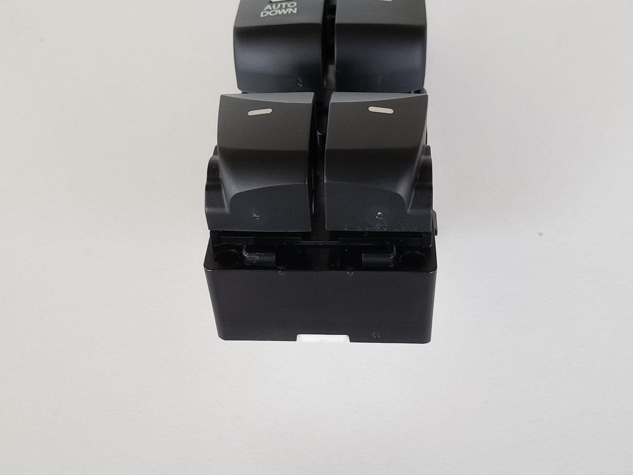 14-16 Hyundai Elantra 93570-3X032RY Drivers Side Left Master Window Switch OEM 14-16 Hyundai Elantra 93570-3X032RY Drivers Side Left Master Window Switch OEM