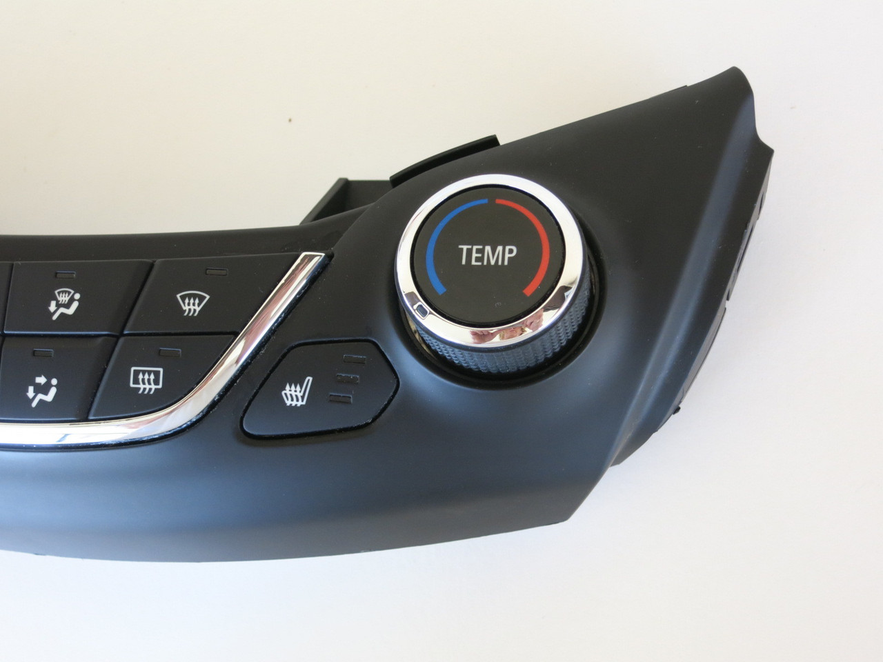 16 17 Chevy Cruze Climate Control Panel Temperature Unit A/C Heater 16 17 Chevy Cruze Climate Control Panel Temperature Unit A/C Heater