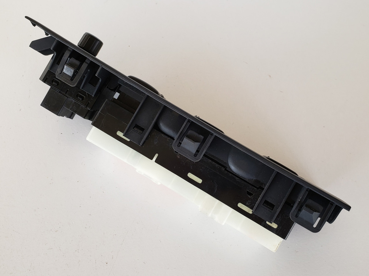 07-12 Nissan Altima Sedan 25401 JA00A Drivers Side Left Master Window Switch OEM