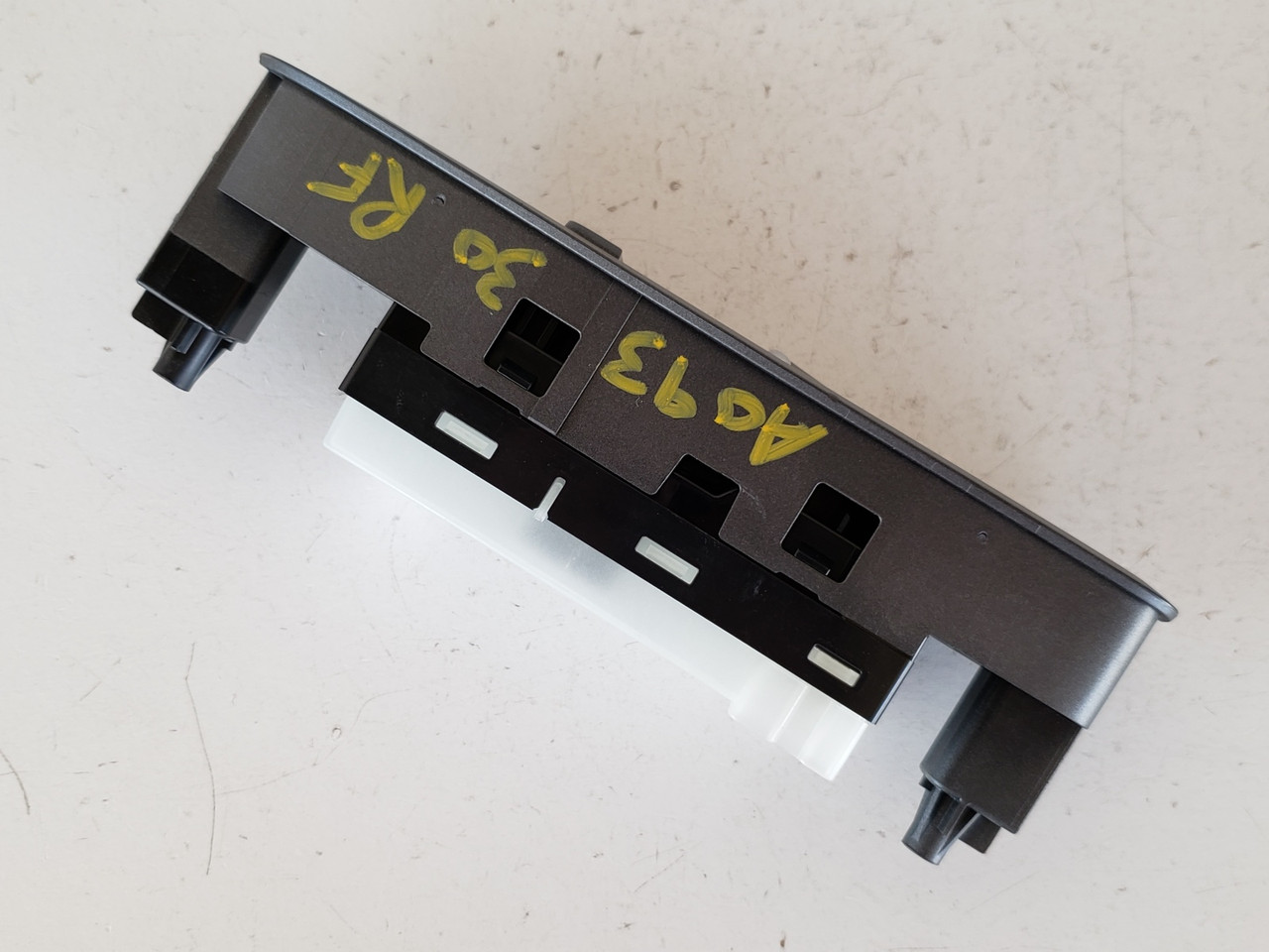 14 15 16 17 18 Infiniti Q50 Right Front Passenger Window Switch OEM 14 15 16 17 18 Infiniti Q50 Right Front Passenger Window Switch OEM