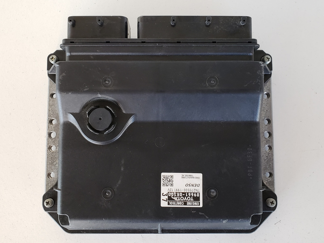 2012 Toyota Rav4 89661-0R300 Computer Brain Engine Control