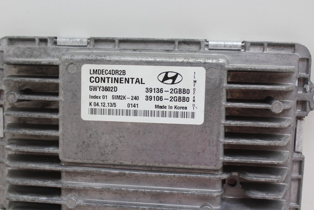 14 15 Hyundai Tucson 39106-2GBB0 Computer Brain Engine Control ECU ECM Module 14 15 Hyundai Tucson 39106-2GBB0 Computer Brain Engine Control ECU ECM Module