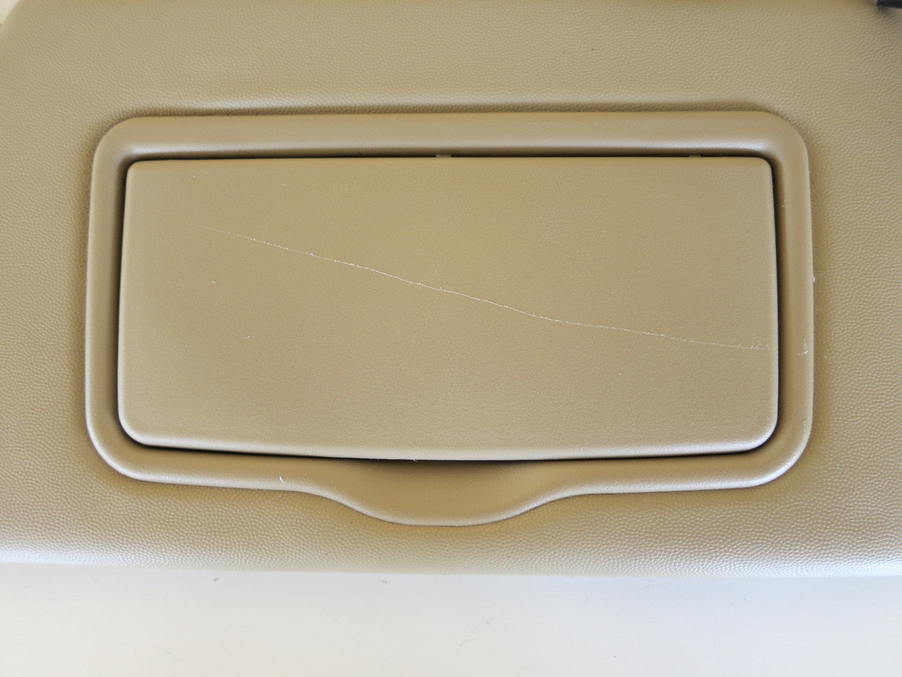 04 05 06 07 08 09 Cadillac SRX Passenger Right Side Interior Sun Visor Sunvisor
