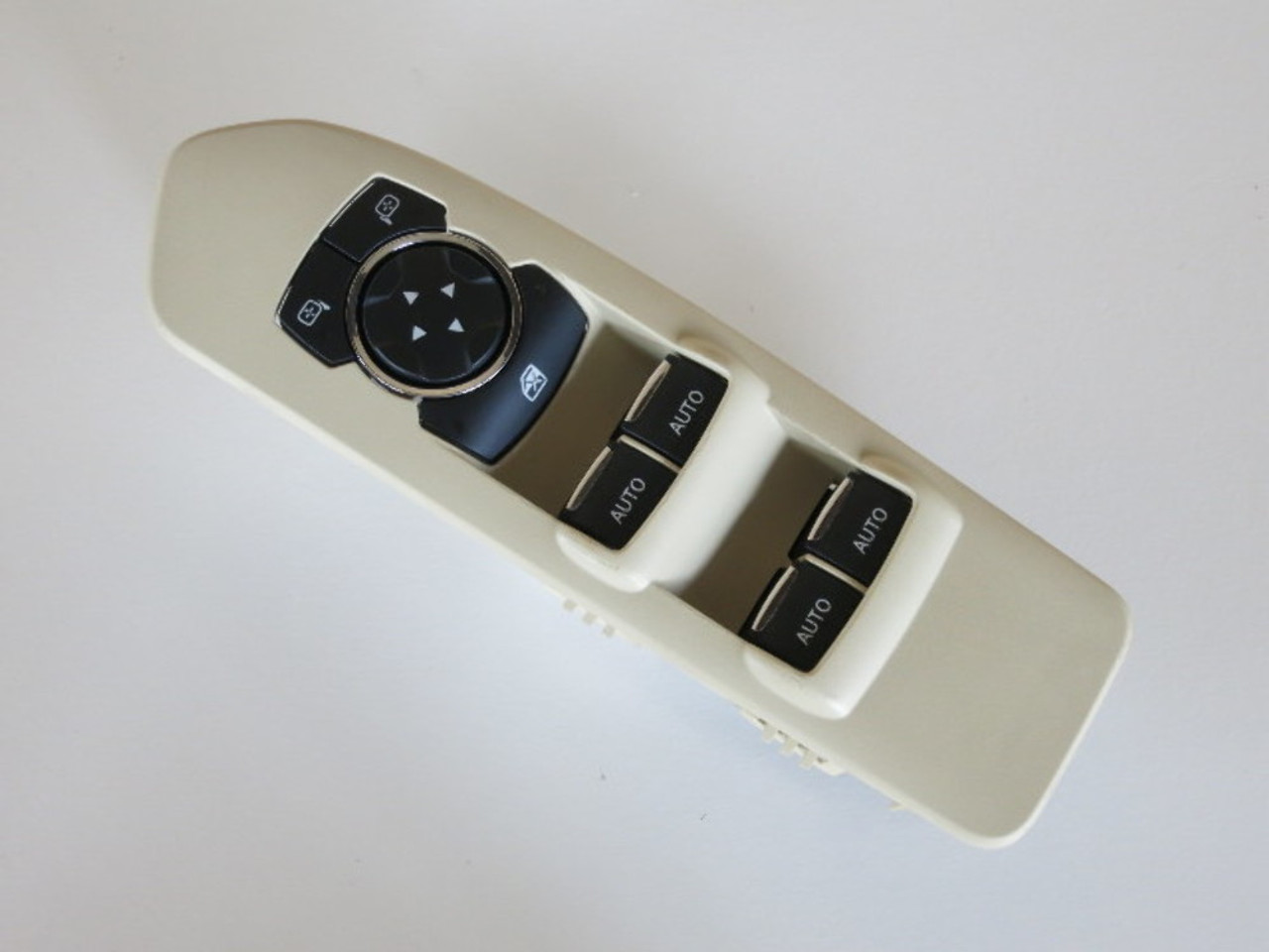 13 14 15 16 Lincoln MKS Drivers Side Left Master Window Switch OEM 13 14 15 16 Lincoln MKS Drivers Side Left Master Window Switch OEM