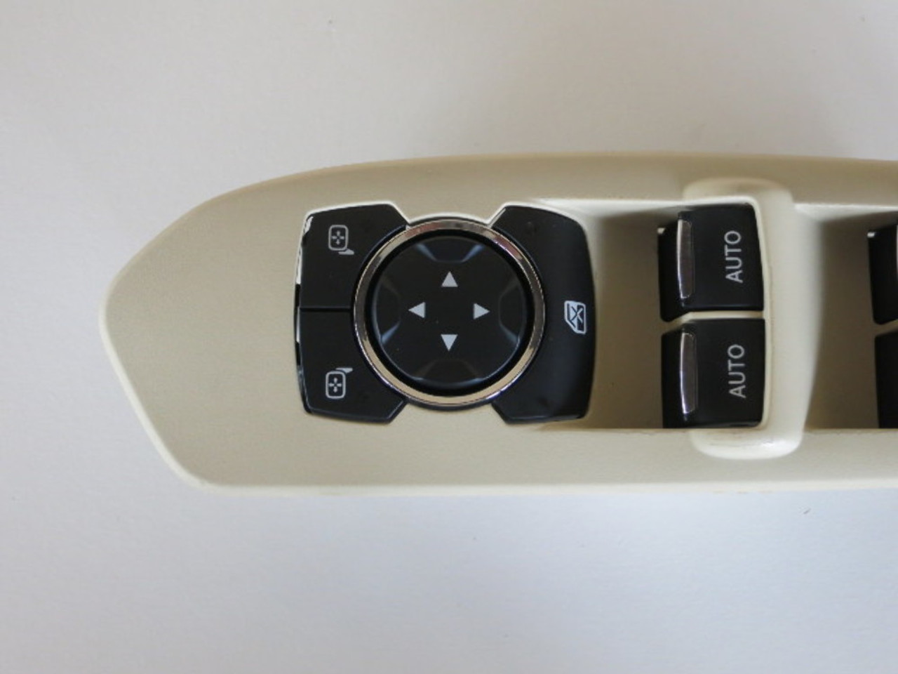 13 14 15 16 Lincoln MKS Drivers Side Left Master Window Switch OEM 13 14 15 16 Lincoln MKS Drivers Side Left Master Window Switch OEM