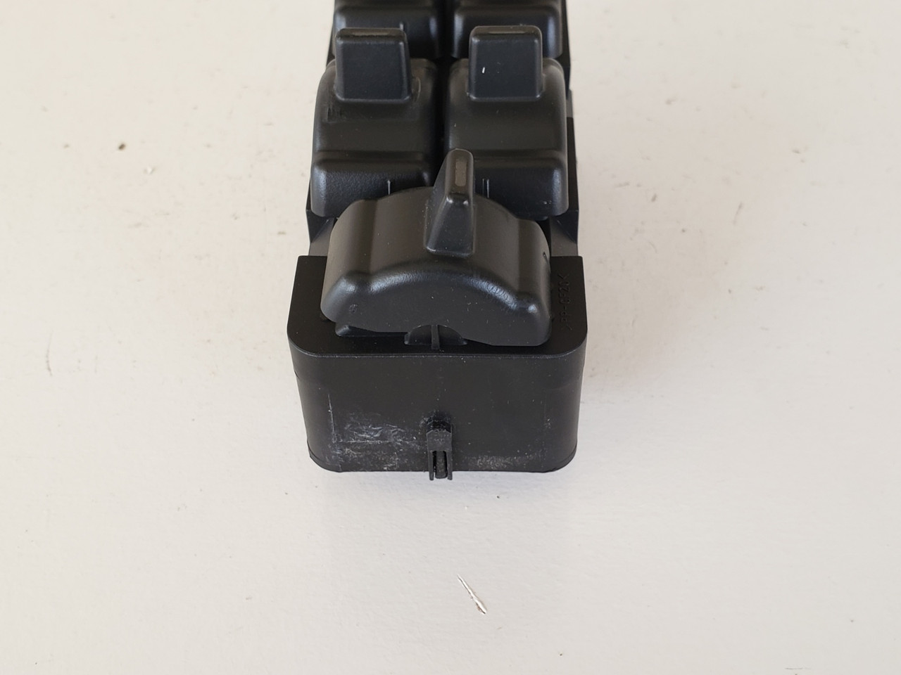 04 05 06 07 08 Pontiac Grand Prix Drivers Side Left Master Window Switch OEM