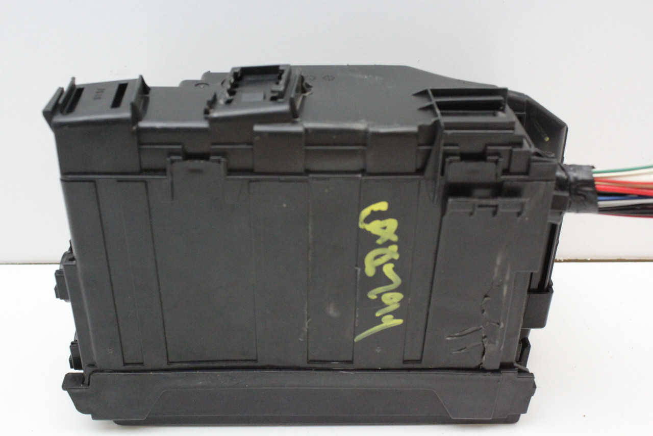 2015 15 Nissan Altima 3TA0A Engine Fusebox Fuse Box Relay Control Unit