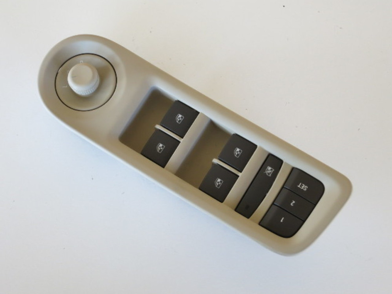 15 16 Buick Lacrosse Drivers Side Left Master Window Switch OEM 15 16 Buick Lacrosse Drivers Side Left Master Window Switch OEM