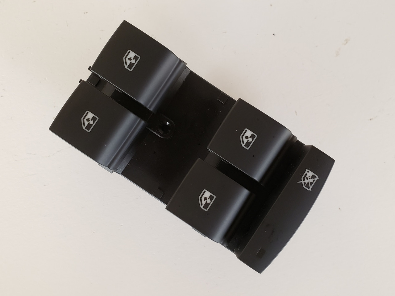 17-19 Buick Encore 22915128 Drivers Side Left Master Window Switch OEM 17-19 Buick Encore 22915128 Drivers Side Left Master Window Switch OEM