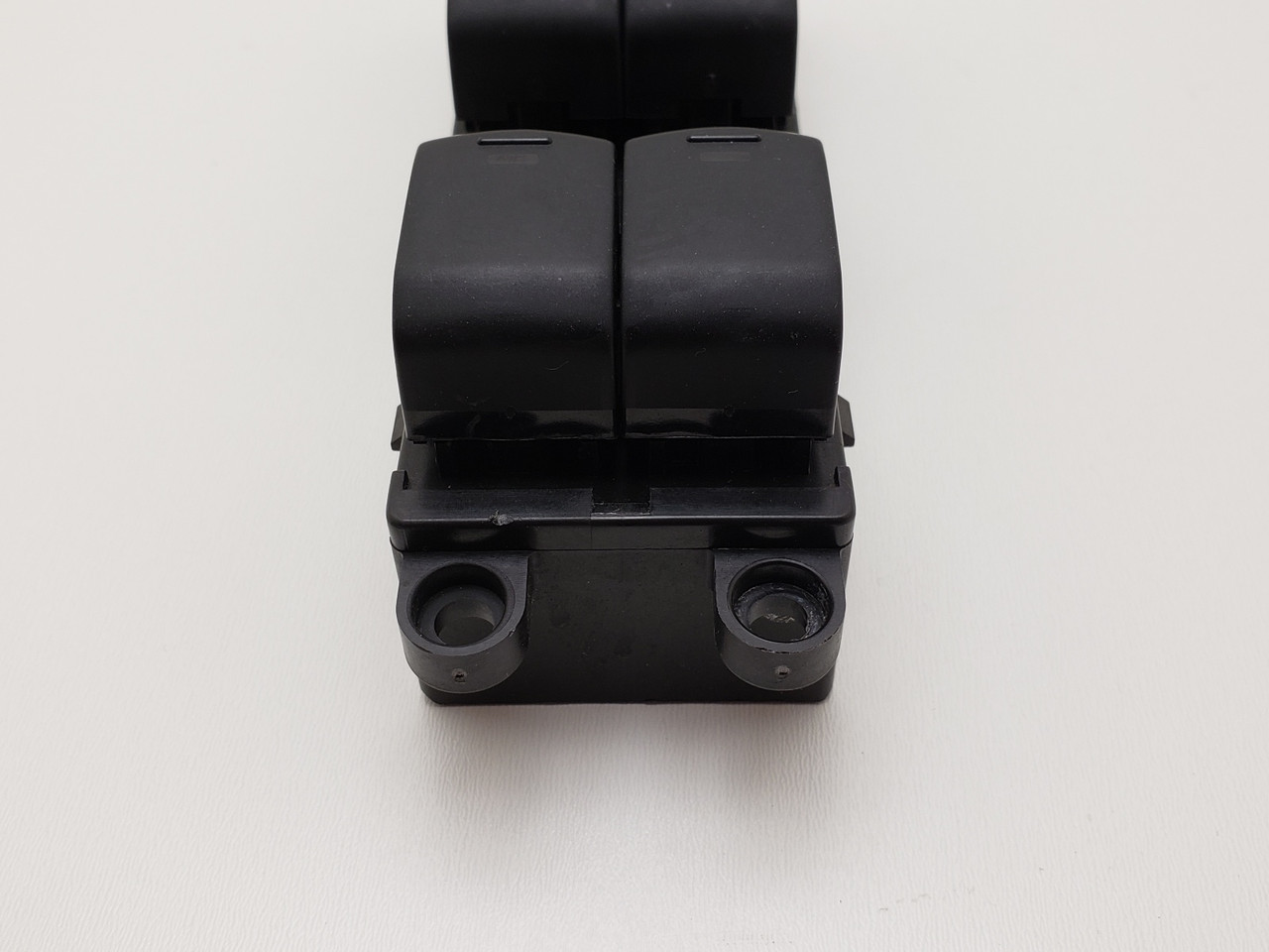 04-08 Nissan Maxima 25401-7Y000 Drivers Side Left Master Window Switch OEM