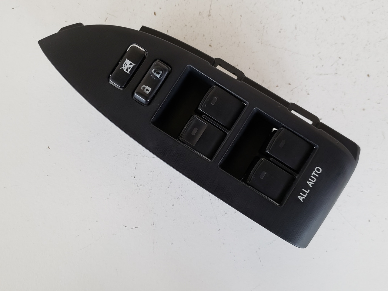 10 11 12 13 14 Toyota Prius Drivers Side Left Master Window Switch OEM 10 11 12 13 14 Toyota Prius Drivers Side Left Master Window Switch OEM