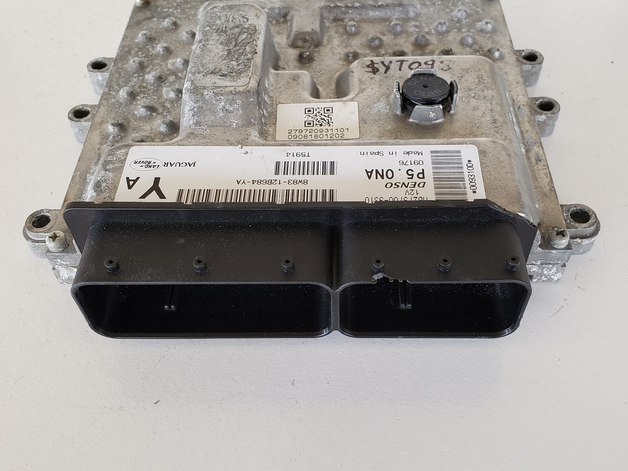 10-12 Range Rover 8W83-12B684-YA Computer Engine Control ECU