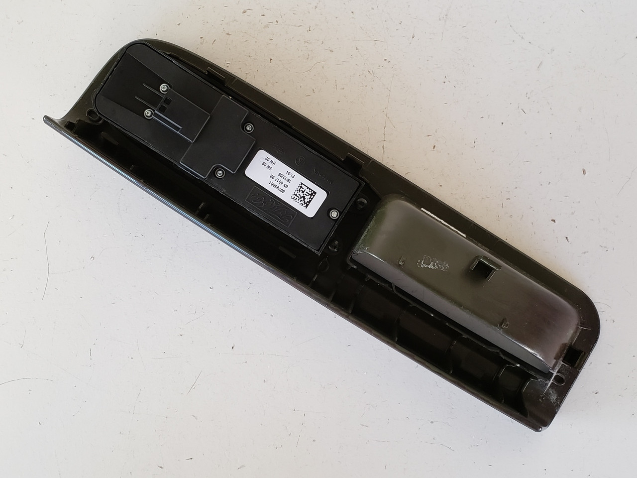 07 Volvo 40 Series Drivers Side Left Master Window Switch OEM