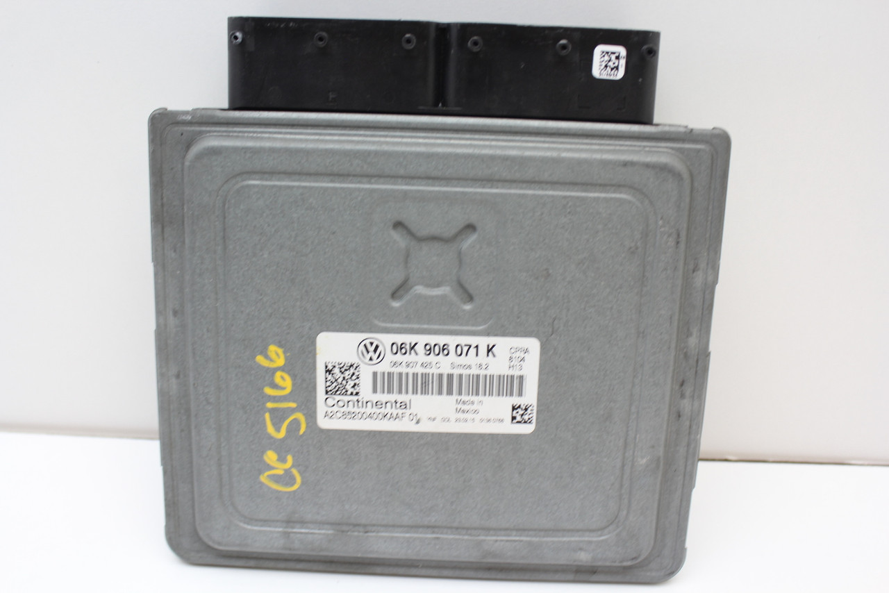 2015 15 Volkswagen Passat 06K 906 071 K Computer Engine Control ECU ECM Module