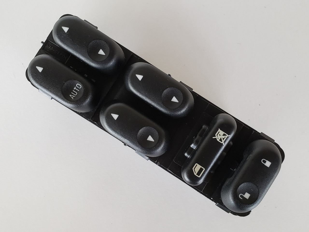 01-07 Ford Escape 3L8T-14540-ACJADS Drivers Side Left Master Window Switch OEM