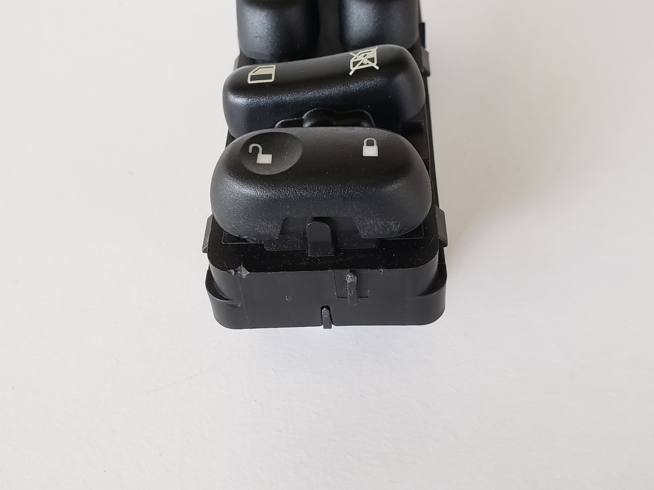 01-07 Ford Escape 3L8T-14540-ACJADS Drivers Side Left Master Window Switch OEM