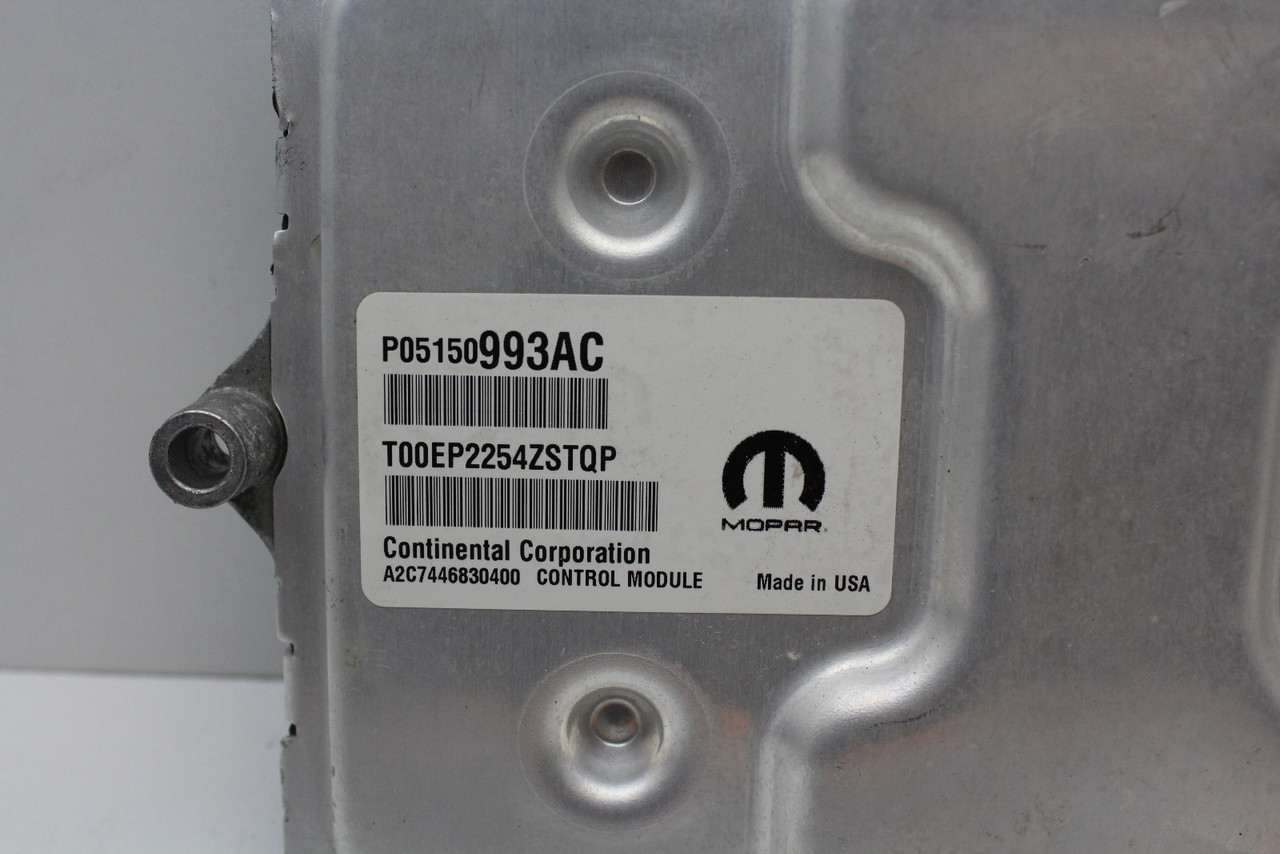 15 2015 Chrysler 200 P68102888AC Computer Engine Control ECU ECM EBX Module