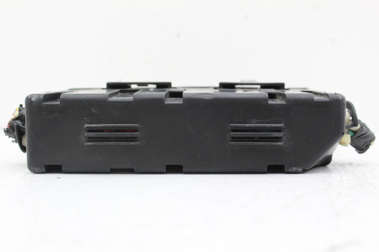 10-17 Nissan Xterra 7154-5226 Fusebox Fuse Box Relay Unit Module