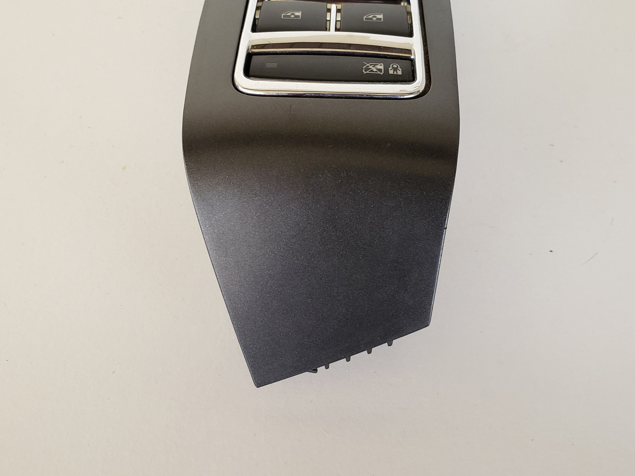 13 Chevy Malibu 20917580 Drivers Side Left Master Window Switch OEM 13 Chevy Malibu 20917580 Drivers Side Left Master Window Switch OEM