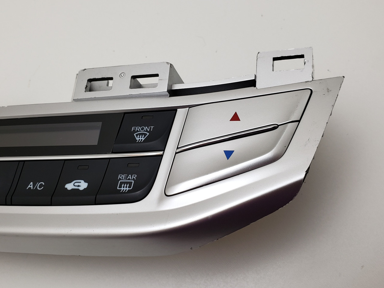 13-15 Accord LX 79600-T2F-A611-M1 Climate Control Panel Temp Unit A/C Heater 13-15 Accord LX 79600-T2F-A611-M1 Climate Control Panel Temp Unit A/C Heater