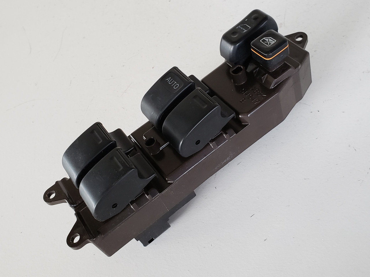 05 06 07 08 Pontiac Vibe Drivers Side Left Master Window Switch OEM