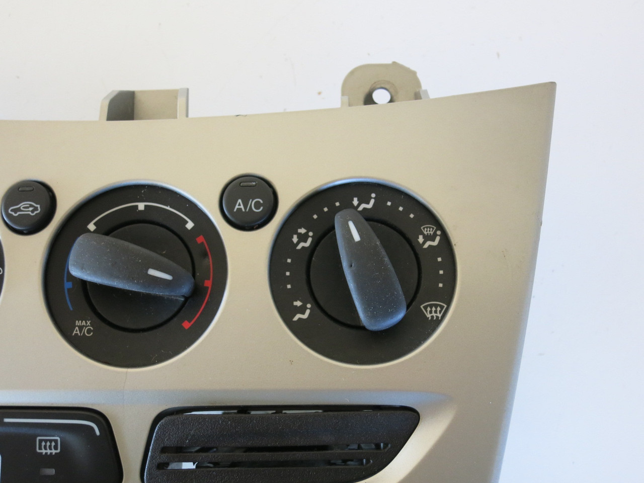 13 14 Ford Focus Climate Control Panel Temperature Unit A/C Heater