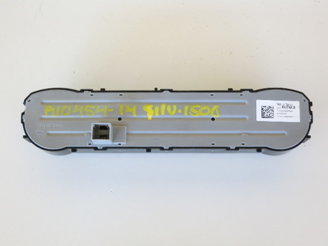 15 16 Gmc Sierra 2500 3500 Climate Control Panel Temperature Unit A/C Heater 15 16 Gmc Sierra 2500 3500 Climate Control Panel Temperature Unit A/C Heater