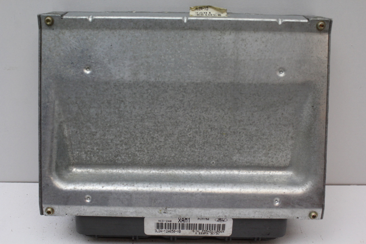 03 2003 Explorer 3L2A-12A650-XB Computer Brain Engine Control ECU ECM EBX Module 03 2003 Explorer 3L2A-12A650-XB Computer Brain Engine Control ECU ECM EBX Module