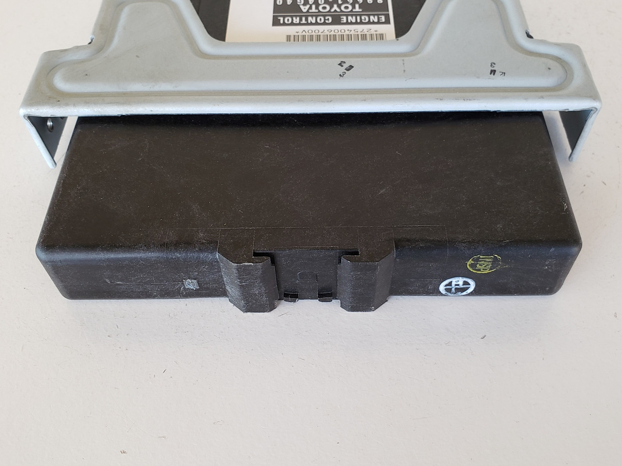2011 Toyota Tacoma 89661-04G40 Computer Brain Engine Control ECU ECM EBX Module
