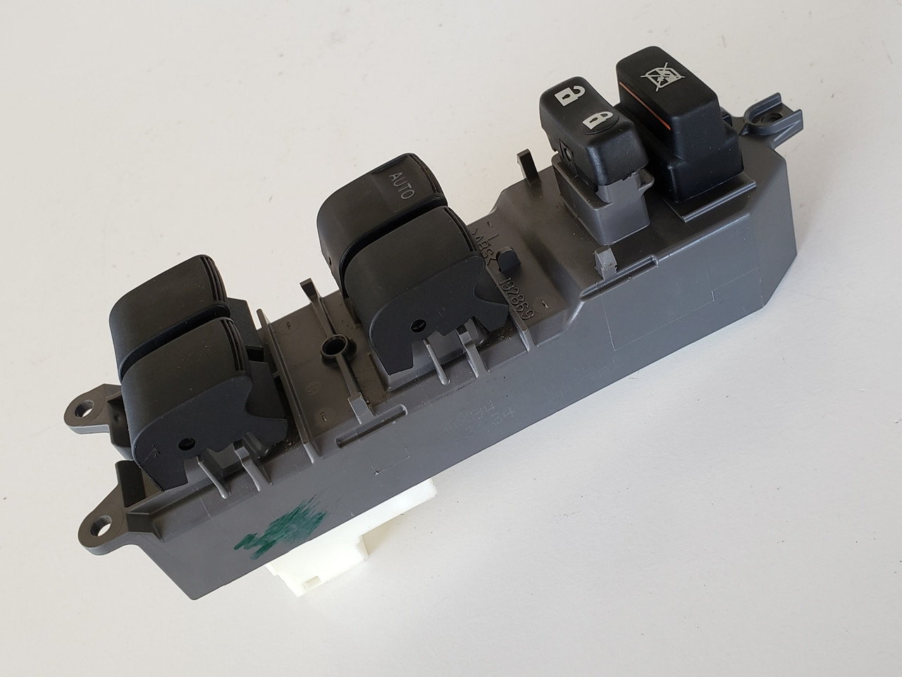 14-18 Toyota Corolla 84820-42210 Drivers Side Left Master Window Switch OEM 14-18 Toyota Corolla 84820-42210 Drivers Side Left Master Window Switch OEM