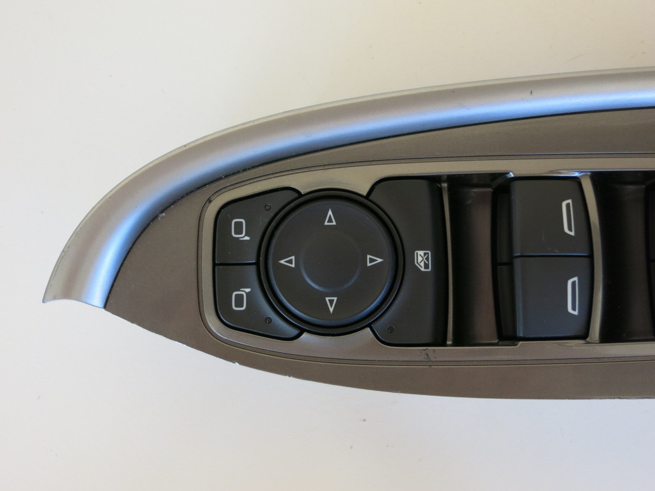 16 Chevy Malibu Drivers Side Left Master Window Switch OEM 16 Chevy Malibu Drivers Side Left Master Window Switch OEM