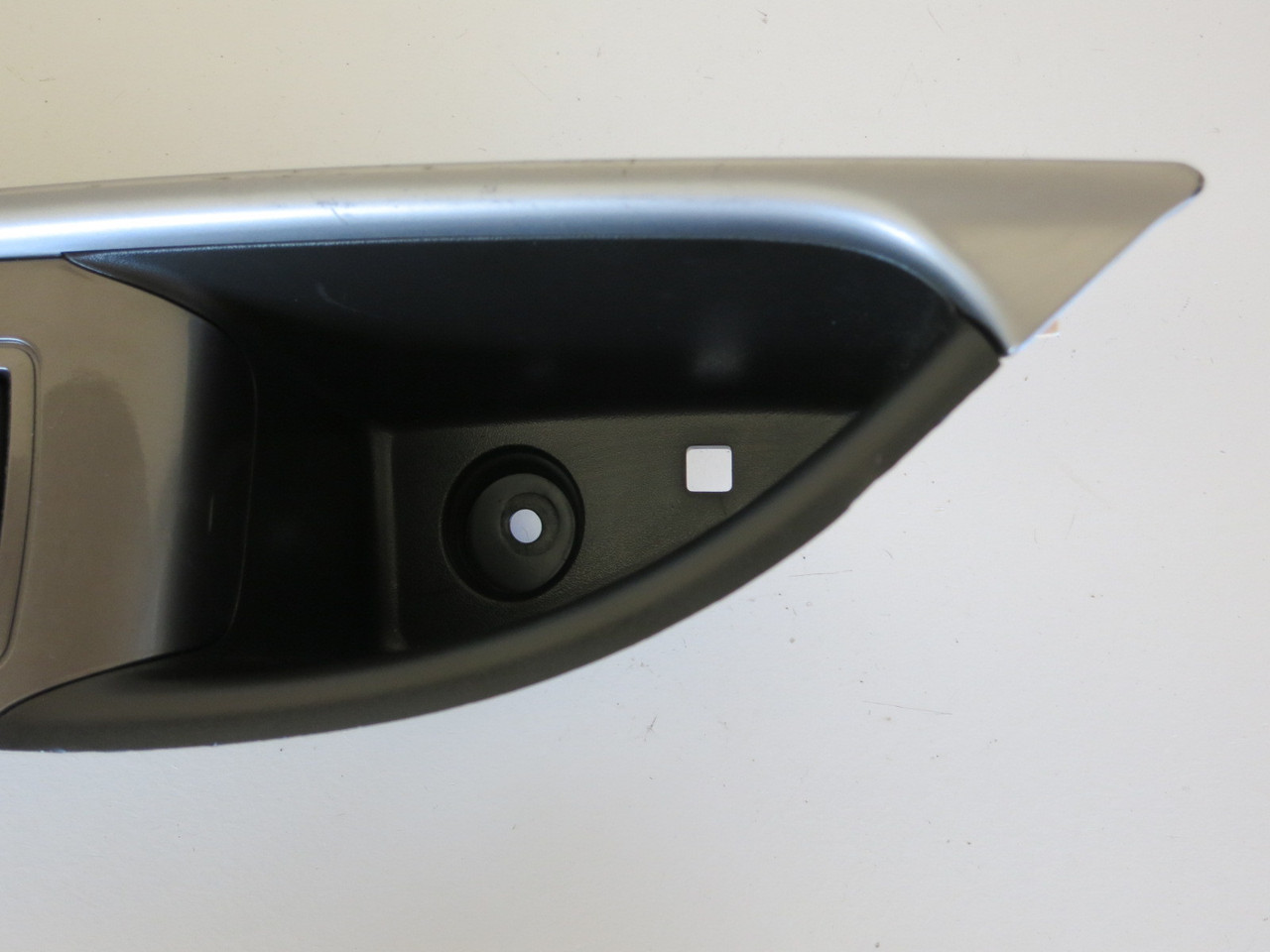 16 Chevy Malibu Drivers Side Left Master Window Switch OEM 16 Chevy Malibu Drivers Side Left Master Window Switch OEM