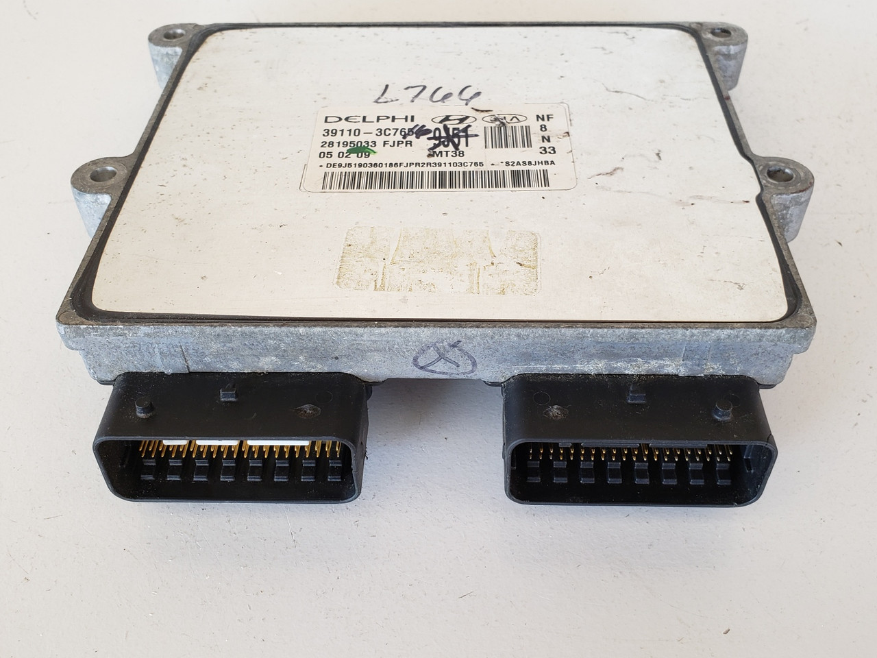 2009-2010 Sonata 39110-3C765 Computer Brain Engine Control ECU ECM EBX Module