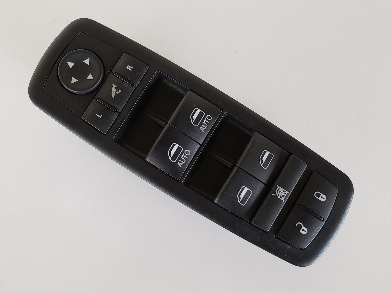 16-18 Dodge Ram 1500 56046826AE Drivers Side Left Master Window Switch OEM 16-18 Dodge Ram 1500 56046826AE Drivers Side Left Master Window Switch OEM